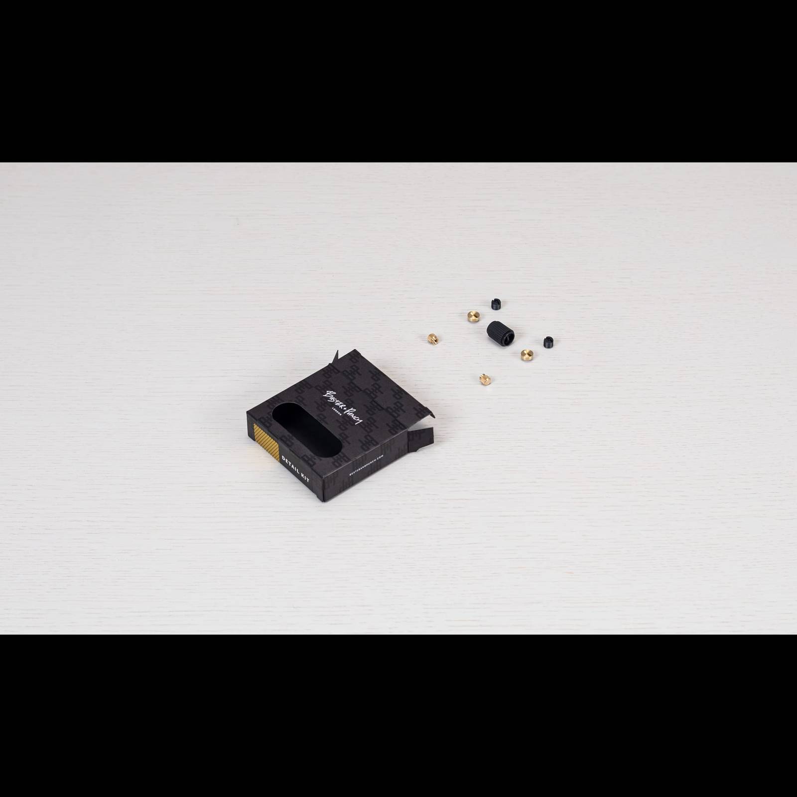 DETAIL KIT / GPO SOCKET / CROSS