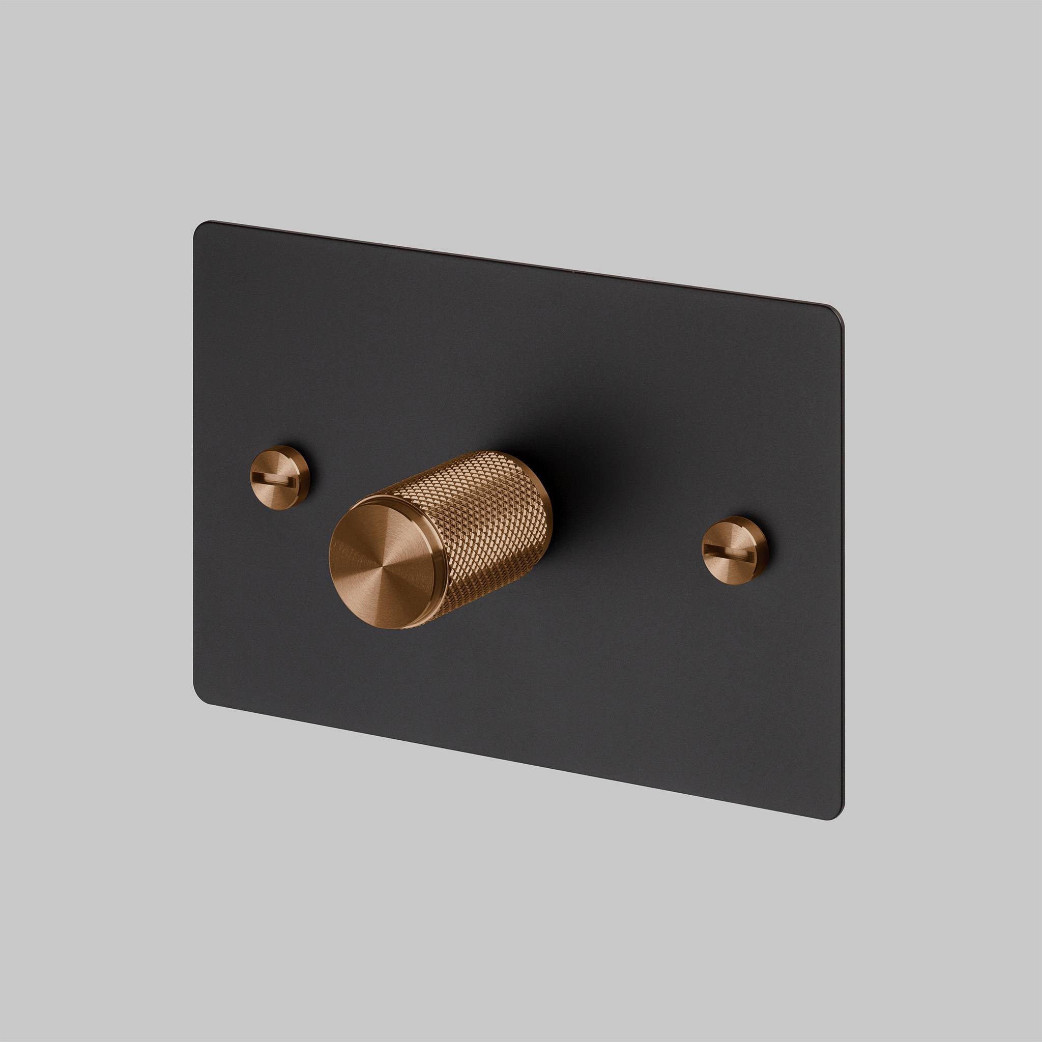 1G DIMMER / HORIZONTAL / 250W RETRACTIVE / CROSS / BLACK / WARM SUNSET