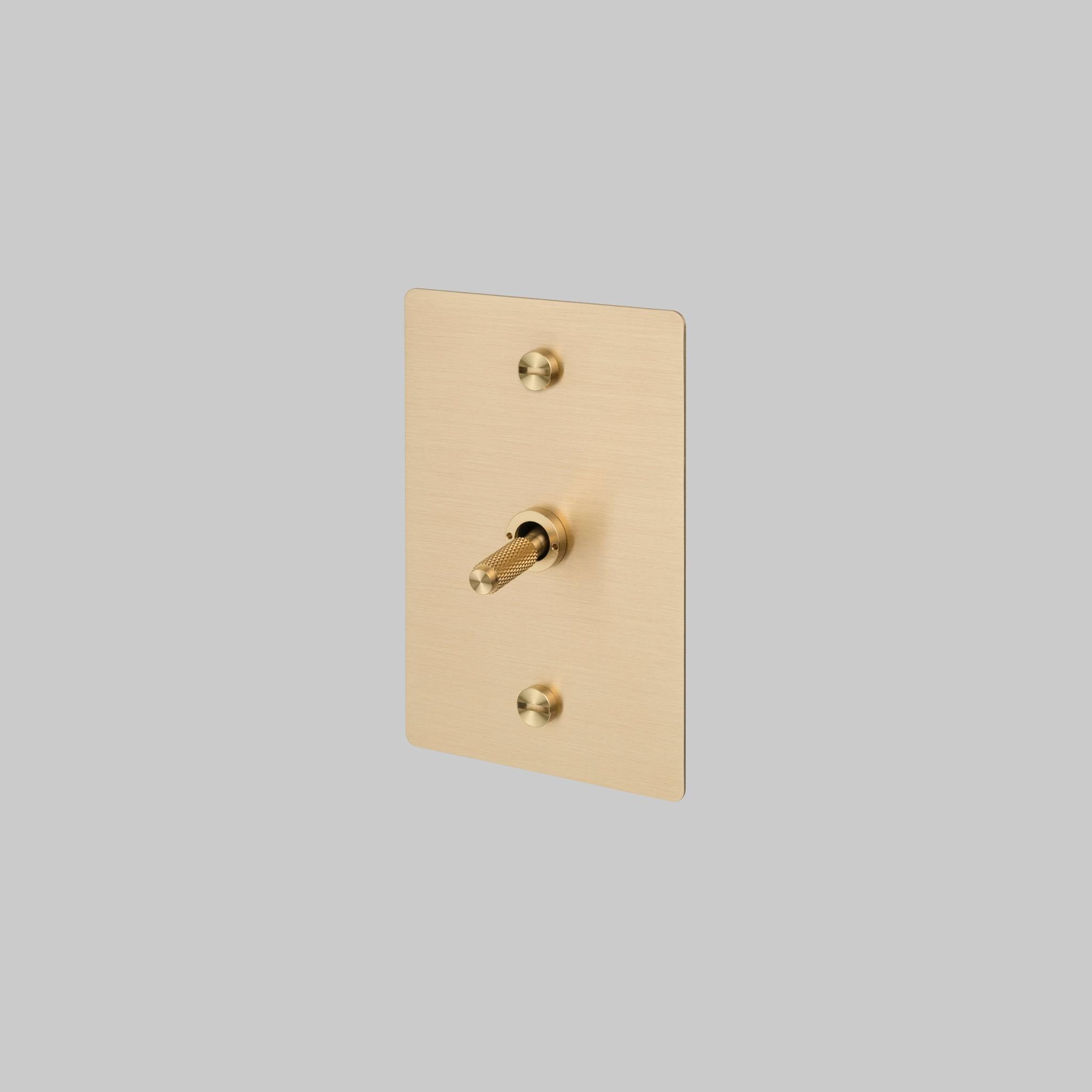 1G TOGGLE / VERTICAL / RETRACTIVE / CROSS