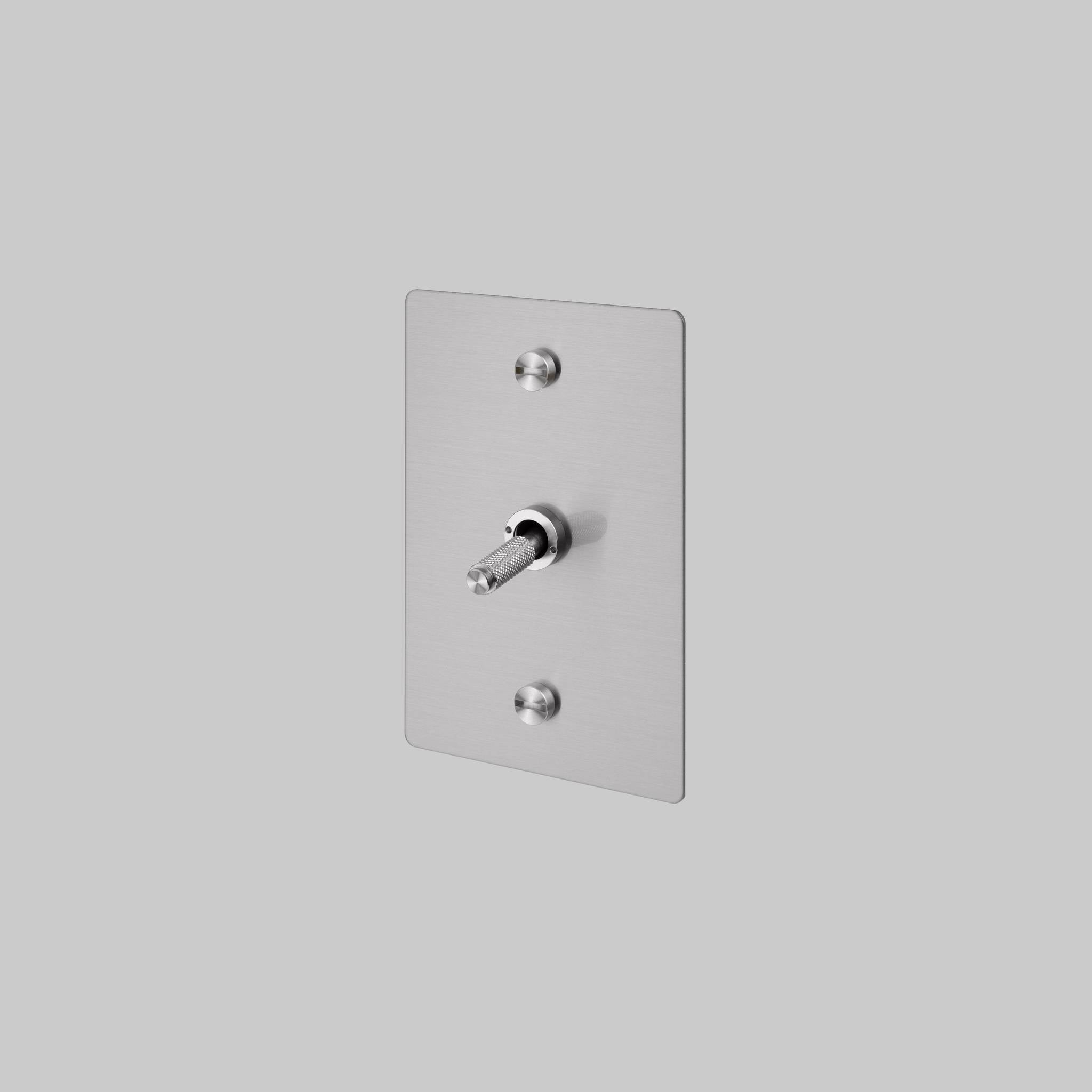 1G TOGGLE / VERTICAL / 3-WAY / CROSS