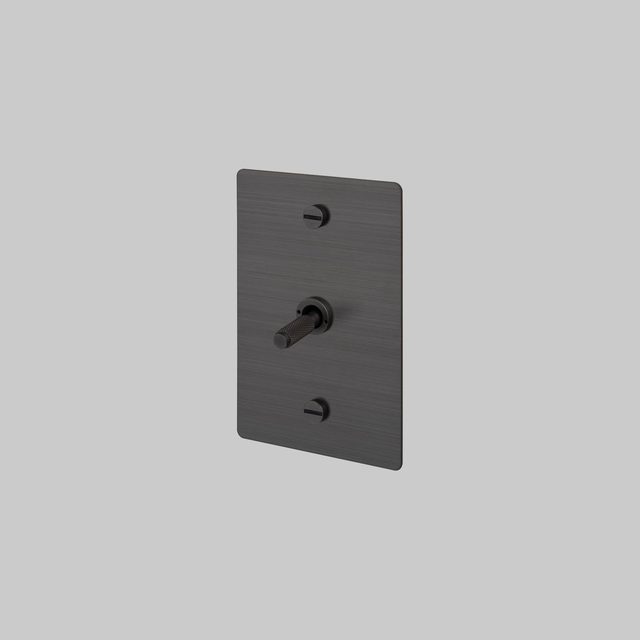 1G TOGGLE / VERTICAL / RETRACTIVE / CROSS