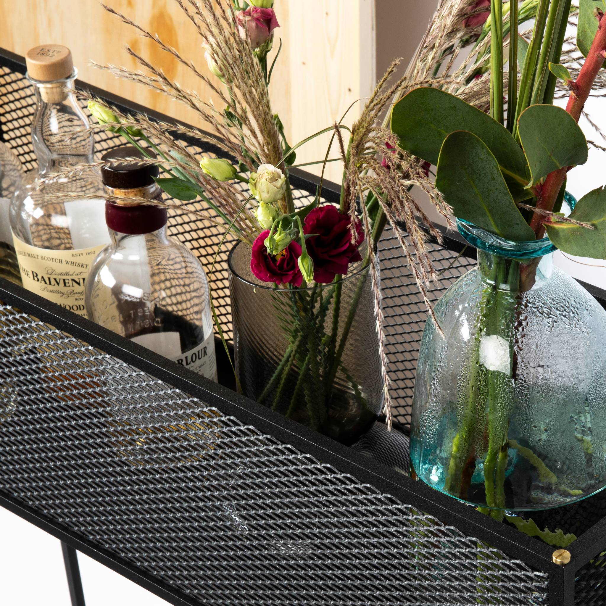 MESHED / PLANTER