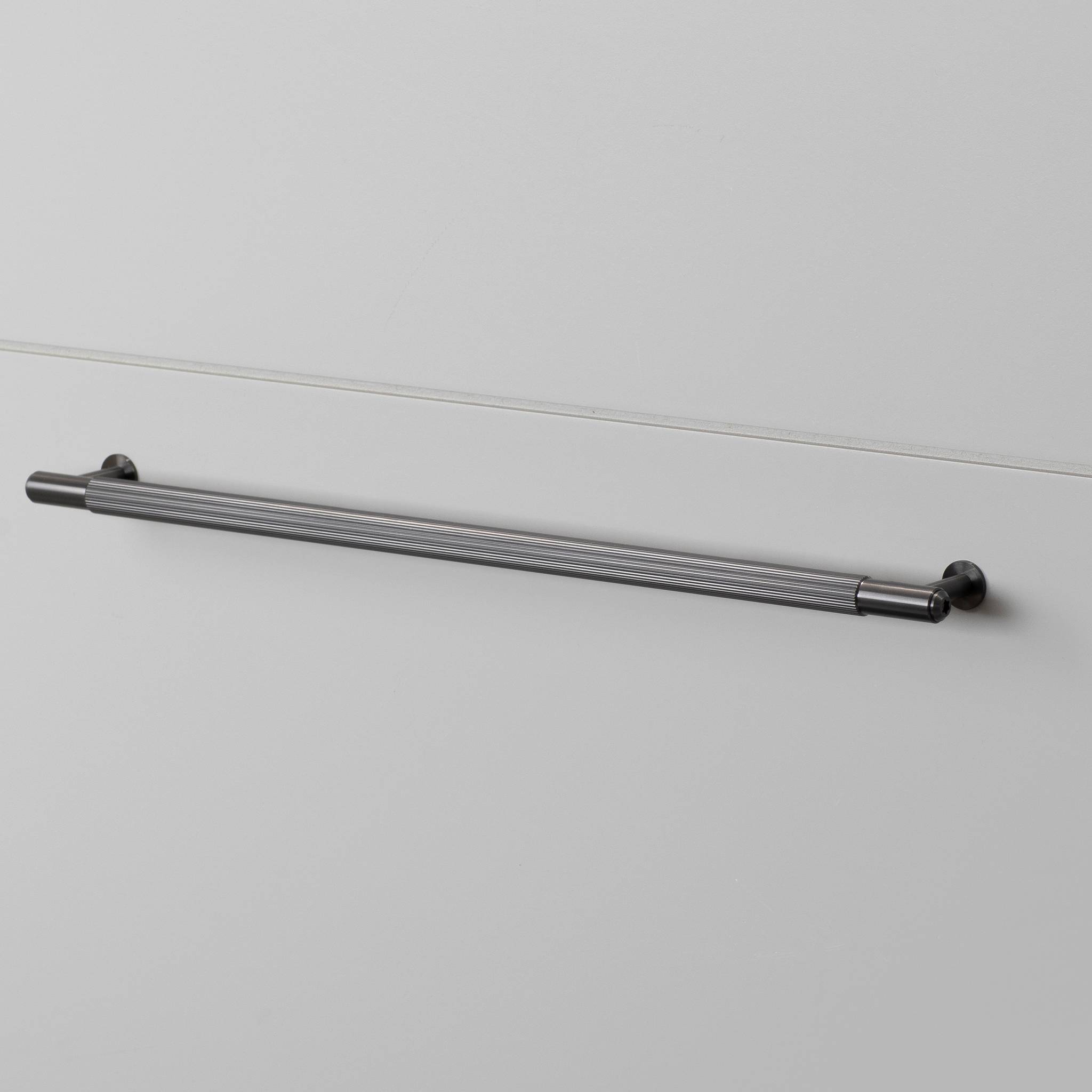 PULL BAR / LINEAR