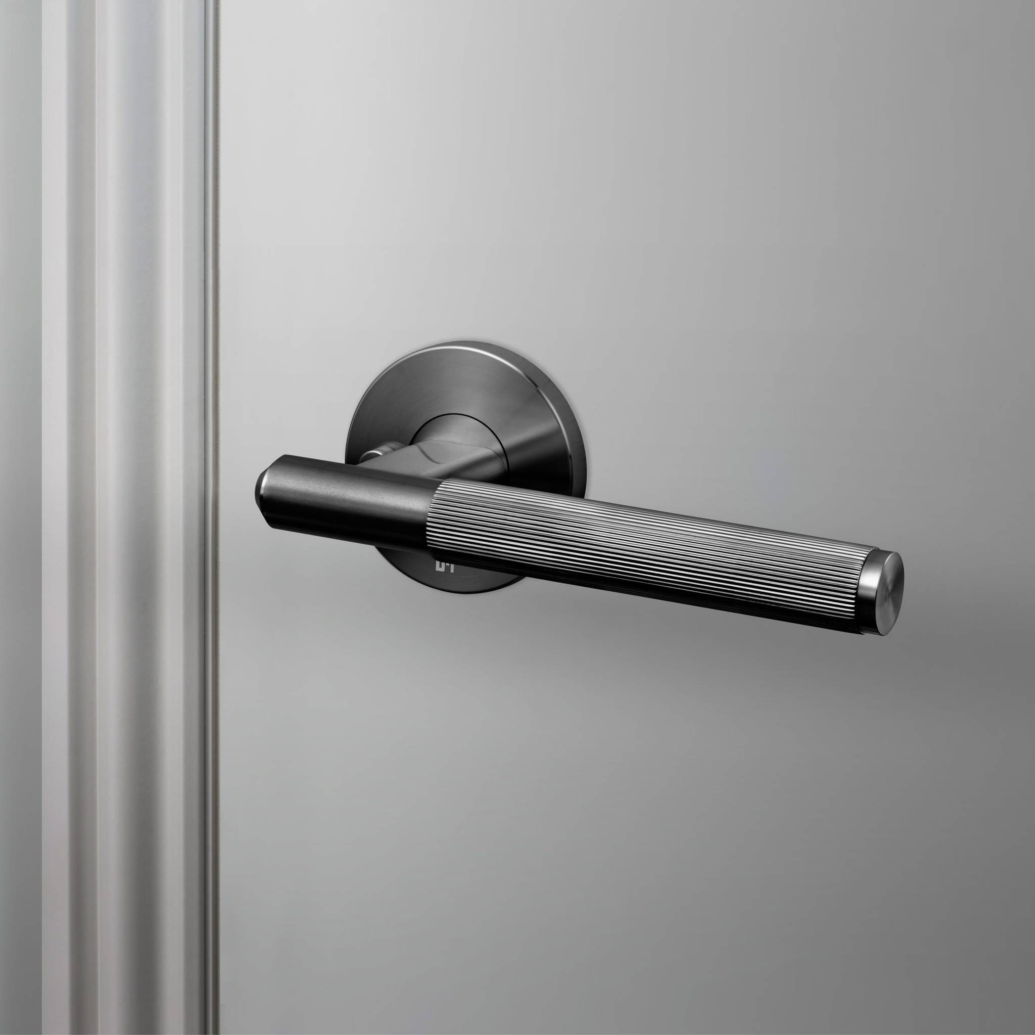 ANZ DOOR HANDLE SET / LINEAR / SPRUNG / PRIVACY